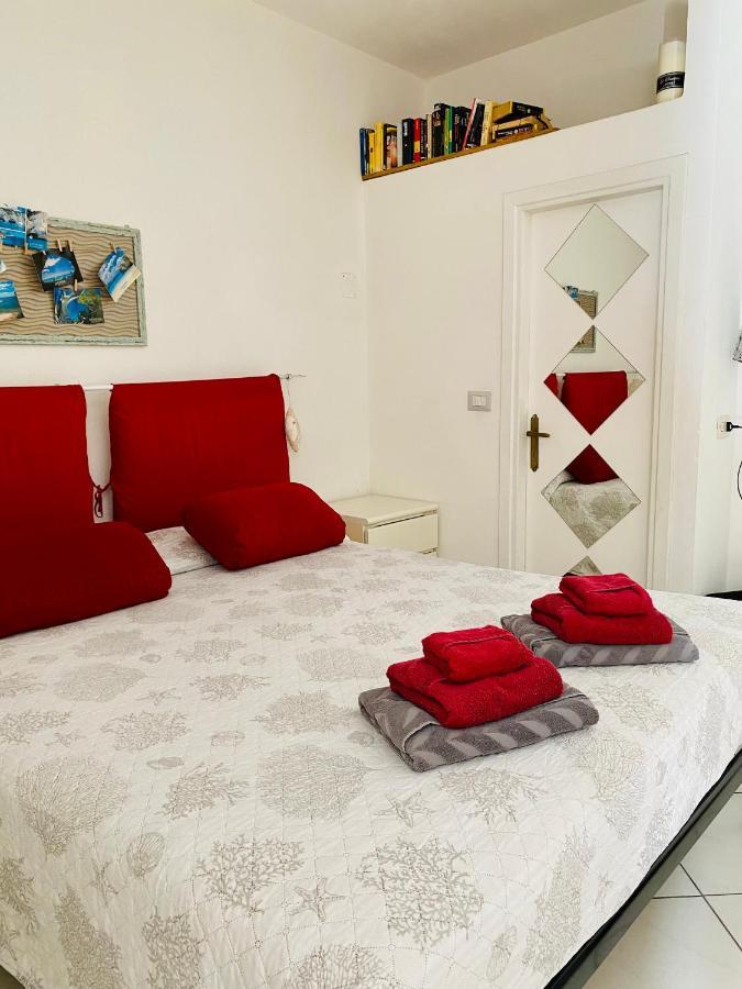 Casa M&M Apartment Cala Gonone Bagian luar foto